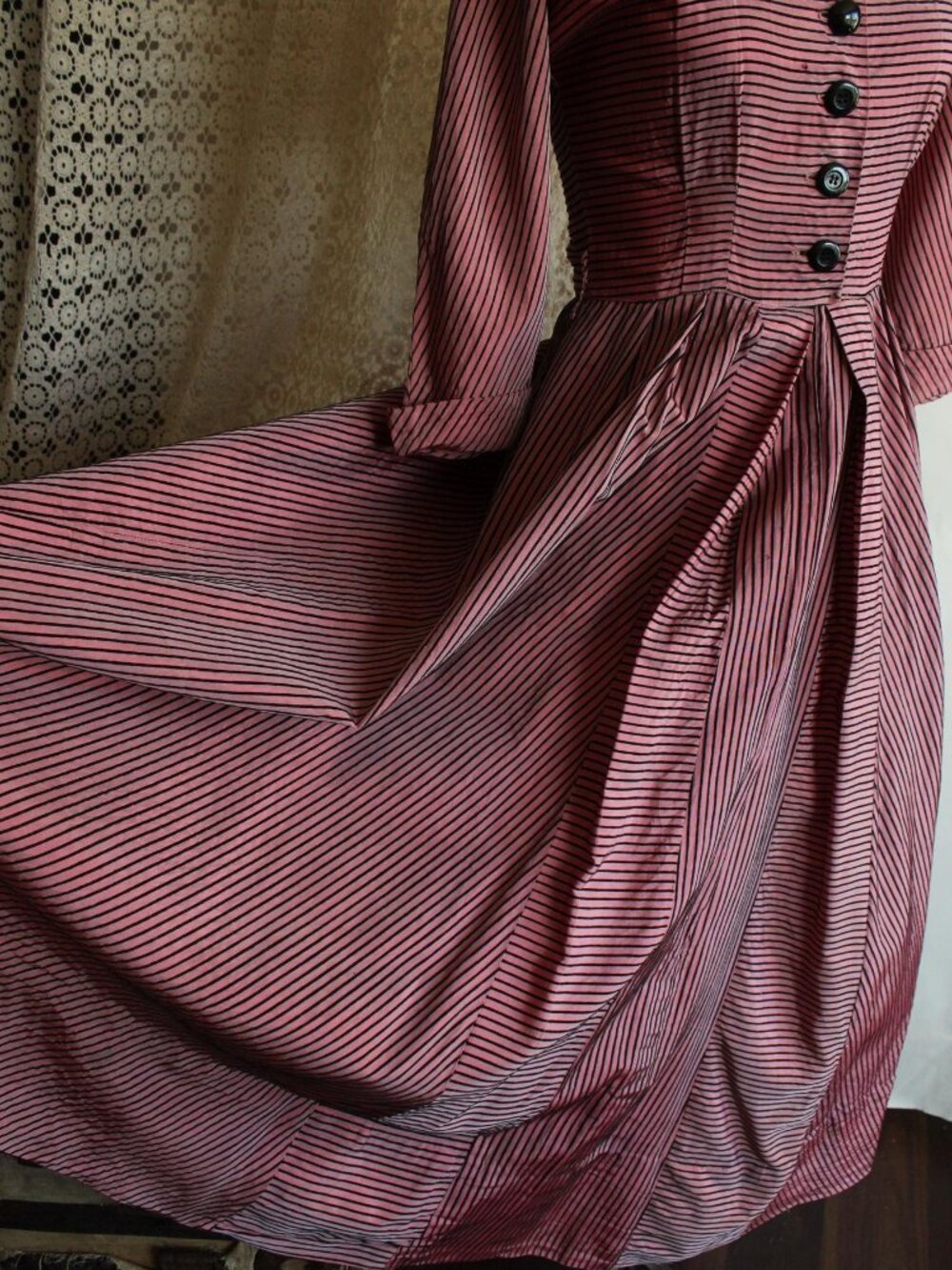 Vintage 1940s Dress, Dolly Myers Inc Pink and Black Striped Silk New Look, Full - Picture 13 of 16